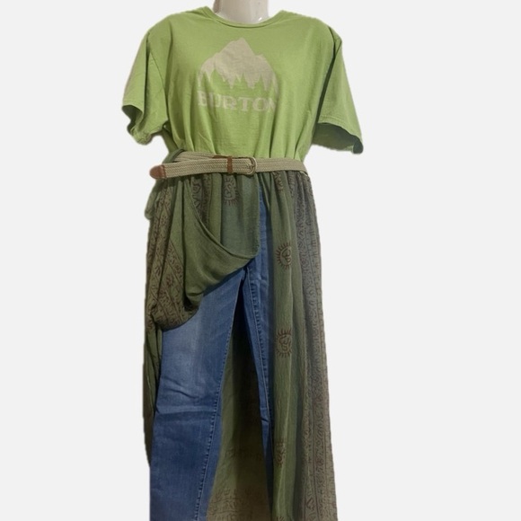 Upcycled boho maxi t-shirt. - Picture 3 of 11